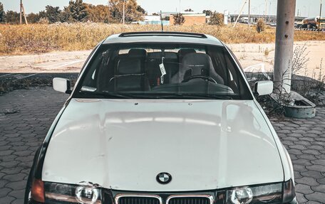 BMW 3 серия, 1993 год, 850 000 рублей, 9 фотография