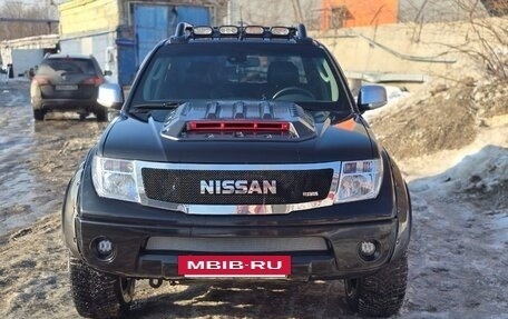 Nissan Navara (Frontier), 2008 год, 1 569 000 рублей, 2 фотография