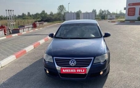 Volkswagen Passat B6, 2005 год, 415 000 рублей, 2 фотография
