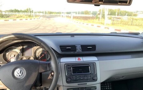 Volkswagen Passat B6, 2005 год, 415 000 рублей, 10 фотография