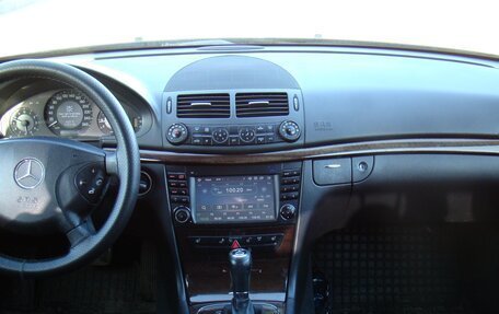 Mercedes-Benz E-Класс, 2006 год, 900 000 рублей, 9 фотография