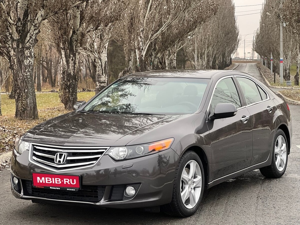Honda Accord VIII, 2010 год, 380 000 рублей, 2 фотография