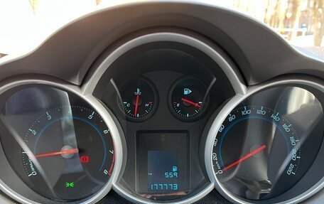 Chevrolet Cruze II, 2014 год, 650 000 рублей, 7 фотография