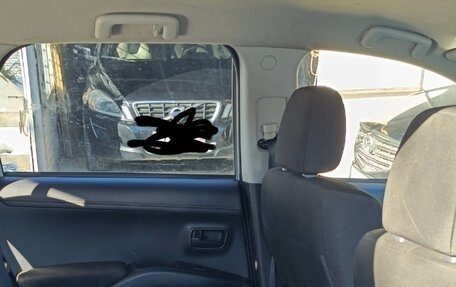 Mitsubishi Outlander III рестайлинг 3, 2009 год, 910 000 рублей, 5 фотография