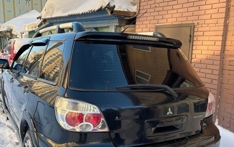 Mitsubishi Outlander III рестайлинг 3, 2007 год, 600 000 рублей, 5 фотография