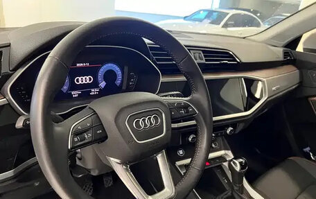 Audi Q3, 2021 год, 2 375 000 рублей, 11 фотография