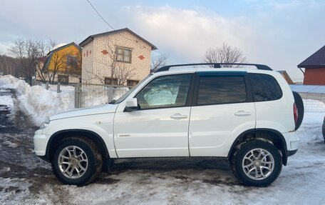 Chevrolet Niva I рестайлинг, 2016 год, 650 000 рублей, 2 фотография