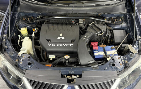 Mitsubishi Outlander III рестайлинг 3, 2008 год, 970 000 рублей, 11 фотография