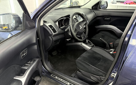 Mitsubishi Outlander III рестайлинг 3, 2008 год, 970 000 рублей, 12 фотография