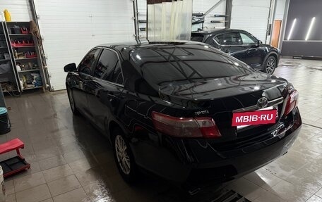Toyota Camry, 2010 год, 850 000 рублей, 15 фотография