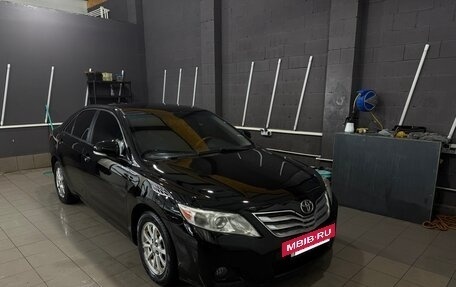 Toyota Camry, 2010 год, 850 000 рублей, 13 фотография