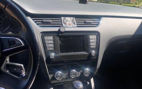 Skoda Octavia, 2014 год, 890 000 рублей, 14 фотография