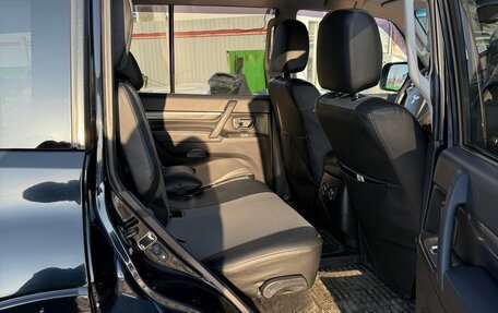 Mitsubishi Pajero IV, 2011 год, 2 700 000 рублей, 5 фотография