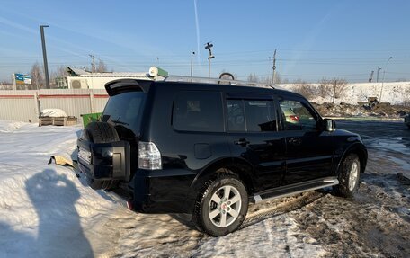 Mitsubishi Pajero IV, 2011 год, 2 700 000 рублей, 3 фотография