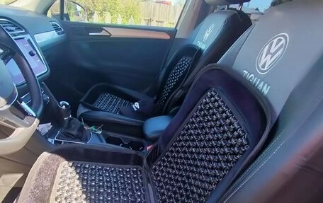Volkswagen Tiguan II, 2020 год, 2 500 000 рублей, 12 фотография
