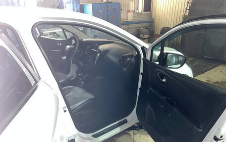 Renault Kaptur I рестайлинг, 2018 год, 1 300 000 рублей, 4 фотография