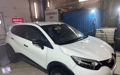 Renault Kaptur I рестайлинг, 2018 год, 1 300 000 рублей, 13 фотография