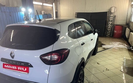 Renault Kaptur I рестайлинг, 2018 год, 1 300 000 рублей, 11 фотография