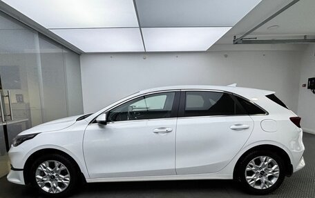 KIA cee'd III, 2022 год, 2 099 000 рублей, 10 фотография