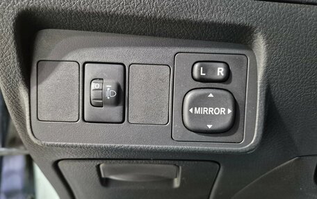 Toyota Corolla, 2011 год, 1 094 000 рублей, 19 фотография