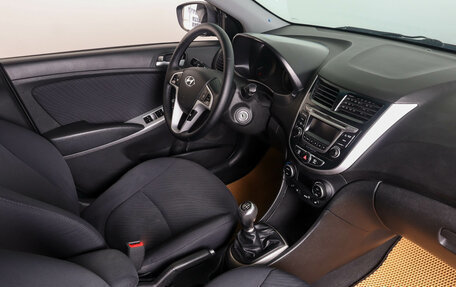 Hyundai Solaris II рестайлинг, 2016 год, 869 000 рублей, 12 фотография