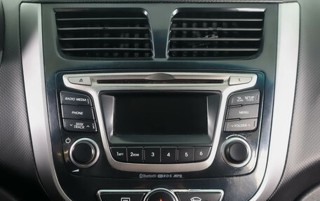 Hyundai Solaris II рестайлинг, 2016 год, 869 000 рублей, 19 фотография