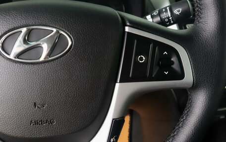 Hyundai Solaris II рестайлинг, 2016 год, 869 000 рублей, 18 фотография