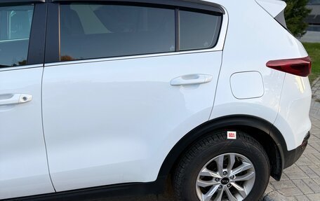 KIA Sportage IV рестайлинг, 2020 год, 2 200 000 рублей, 2 фотография