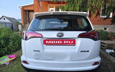 Toyota RAV4, 2018 год, 3 000 000 рублей, 7 фотография