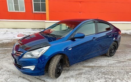 Hyundai Solaris II рестайлинг, 2014 год, 880 000 рублей, 2 фотография