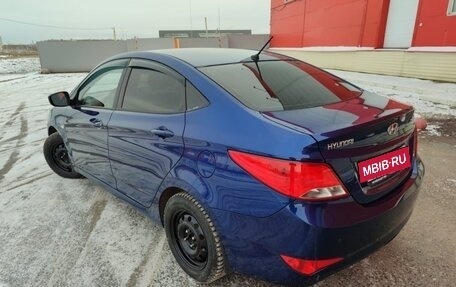 Hyundai Solaris II рестайлинг, 2014 год, 880 000 рублей, 5 фотография