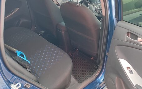 Hyundai Solaris II рестайлинг, 2014 год, 880 000 рублей, 10 фотография