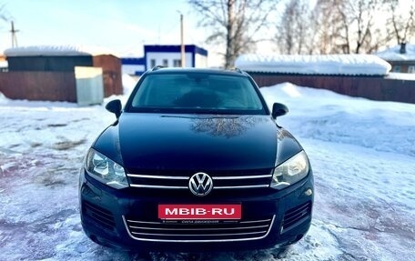 Volkswagen Touareg III, 2011 год, 1 750 000 рублей, 1 фотография