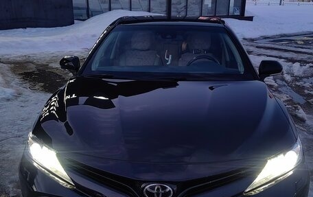 Toyota Camry, 2019 год, 3 200 000 рублей, 1 фотография