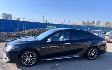 Toyota Camry, 2023 год, 3 600 000 рублей, 1 фотография