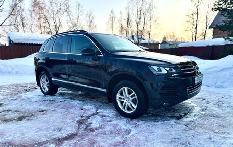 Volkswagen Touareg III, 2011 год, 1 750 000 рублей, 3 фотография