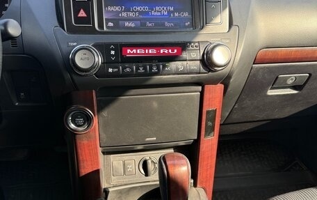 Toyota Land Cruiser Prado 150 рестайлинг 2, 2014 год, 3 250 000 рублей, 6 фотография