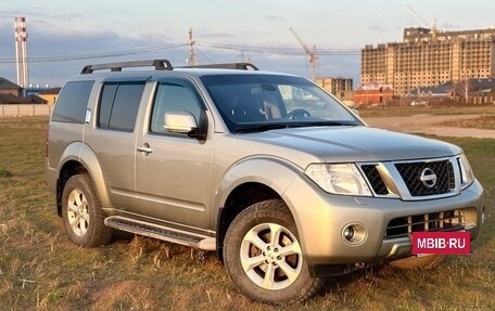 Nissan Pathfinder, 2010 год, 1 450 000 рублей, 3 фотография
