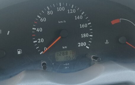 Nissan Micra II, 2000 год, 240 000 рублей, 6 фотография