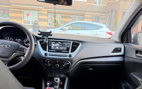 Hyundai Solaris II рестайлинг, 2019 год, 980 000 рублей, 11 фотография