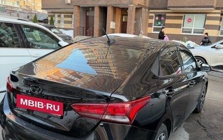 Hyundai Solaris II рестайлинг, 2019 год, 980 000 рублей, 4 фотография