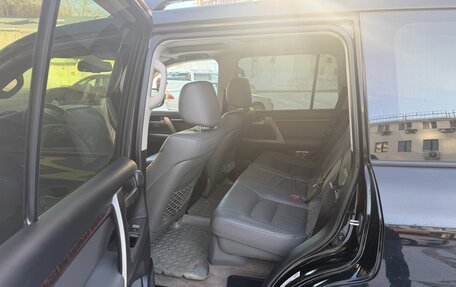 Toyota Land Cruiser 200, 2010 год, 2 900 000 рублей, 8 фотография