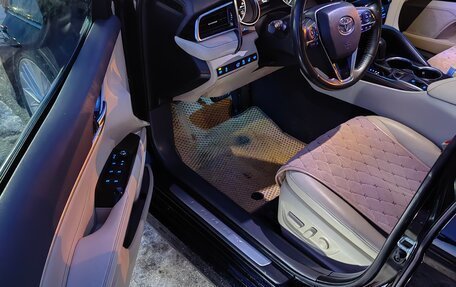 Toyota Camry, 2019 год, 3 200 000 рублей, 8 фотография