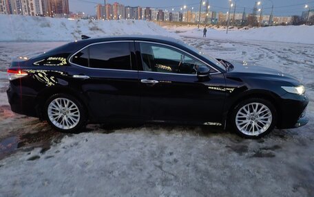 Toyota Camry, 2019 год, 3 200 000 рублей, 5 фотография