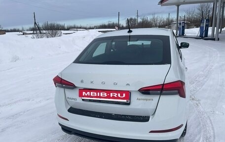 Skoda Rapid II, 2021 год, 1 015 000 рублей, 2 фотография