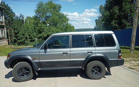 Mitsubishi Pajero III рестайлинг, 1994 год, 400 000 рублей, 4 фотография