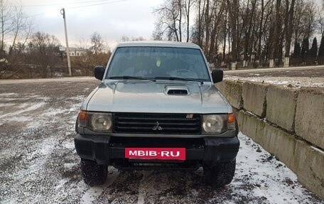 Mitsubishi Pajero III рестайлинг, 1994 год, 400 000 рублей, 7 фотография