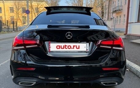 Mercedes-Benz A-Класс, 2019 год, 2 650 000 рублей, 5 фотография