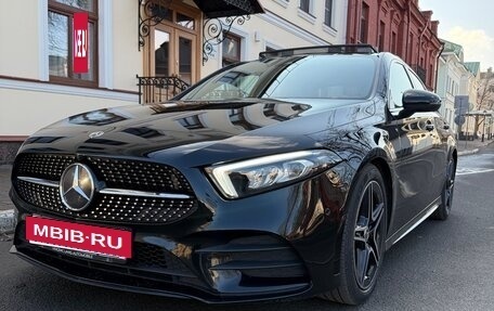 Mercedes-Benz A-Класс, 2019 год, 2 650 000 рублей, 2 фотография