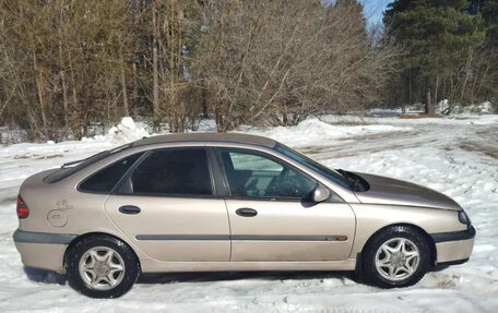 Renault Laguna II, 2000 год, 210 000 рублей, 4 фотография